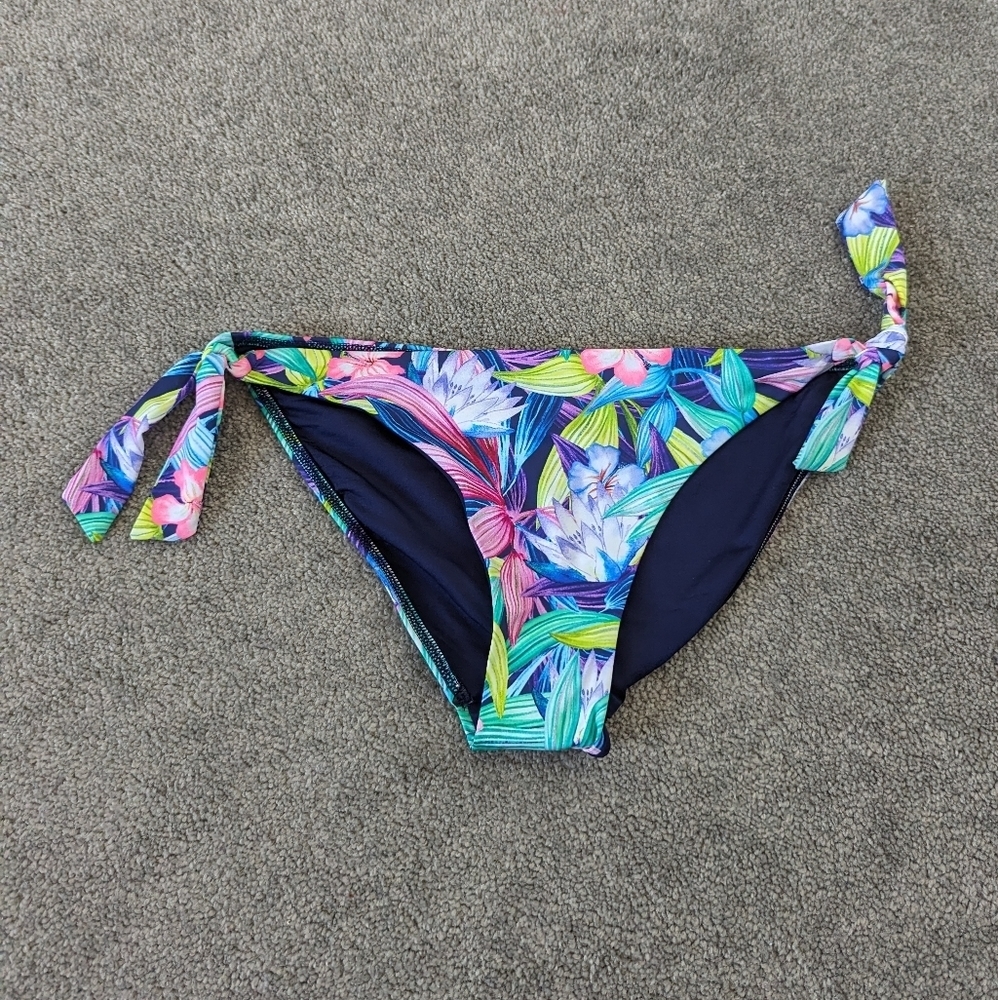 Oysho Floral Tropical Print Bikini Bottom Tie Sides Women's Medium NEW NWT